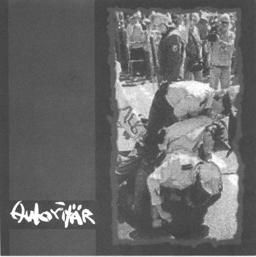 Abuso Sonoro / Autoritär – Abuso Sonoro / Autoritär - 7" - 2002 - Yellow Dog Records – YD018 - Vinilo Como Nuevo / Portada Como Nueva (M-/M-)