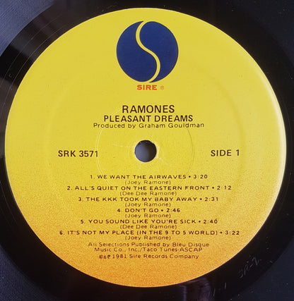 Ramones ‎– Pleasant Dreams - LP - Sire ‎– SRK 3571 - Vinilo Como Nuevo / Portada Muy Buen Estado (M-/VG+)